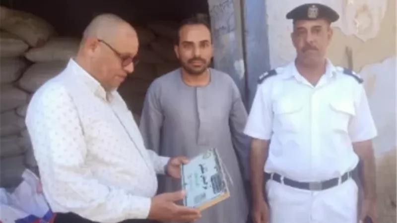 حملة مكبرة لإحكام السيطرة على محلات الأعلاف بسوهاج