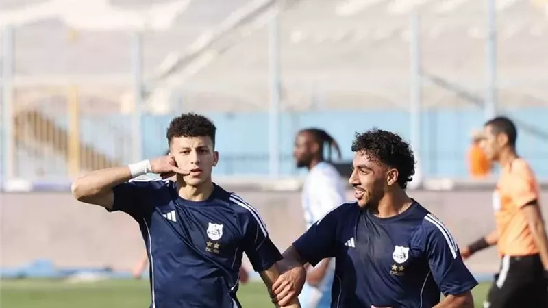 صفقة قوية.. الأهلي يستعد للإعلان عن ضم علي محمود لمدة 5 مواسم