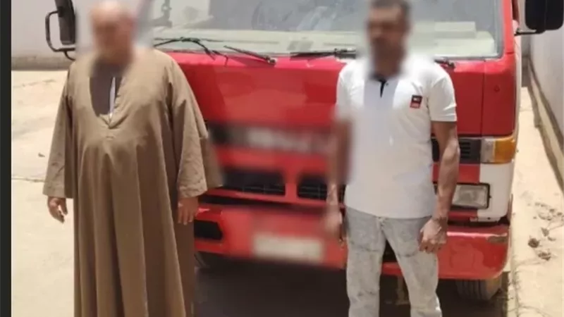 ضبط قائد سيارةفنطاس تخلص من المخلفات في ترعة بجوار منزل مواطن