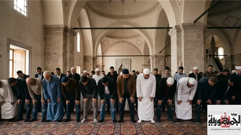 بيان فضل الصفوف الأولى في صلاة الجماعة