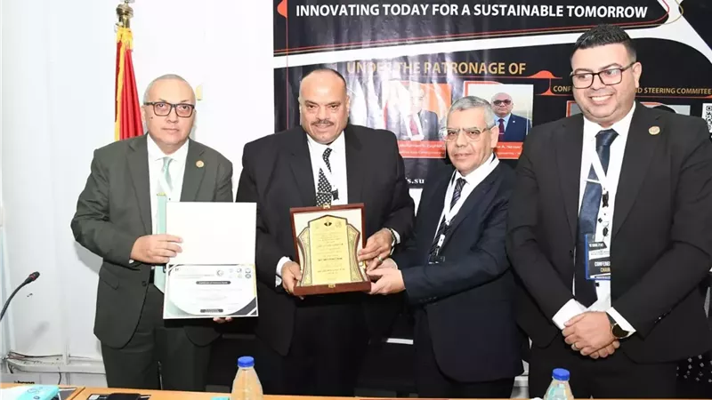 انطلاق المؤتمر الأول للابتكار الهندسي والاستدامة بجامعة القناة