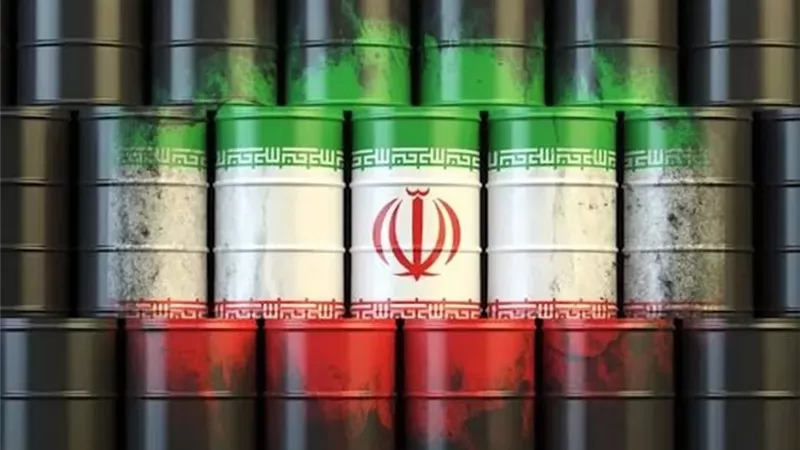 إيران تستأنف صادرات النفط.. و25 مليون برميل تعبر الحصار