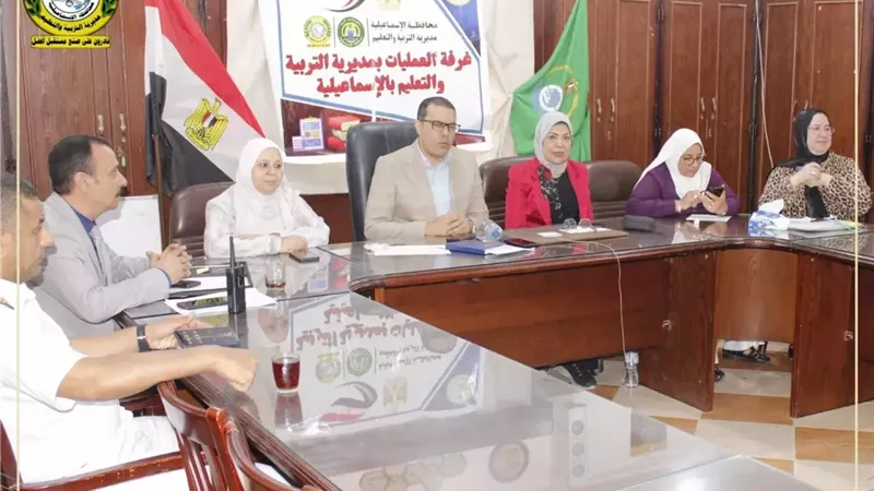 هدوء وانضباط في امتحان اللغة الثانية للثانوية العامة بالإسماعيلية