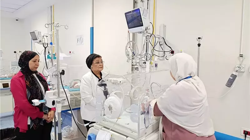 نائب وزير الصحة تتفقد مستشفى ديروط المركزي فجرًا
