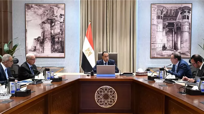 مدبولى يتابع مشروع إعادة هيكلة عدد من وحدات الجهاز الإداري للدولة