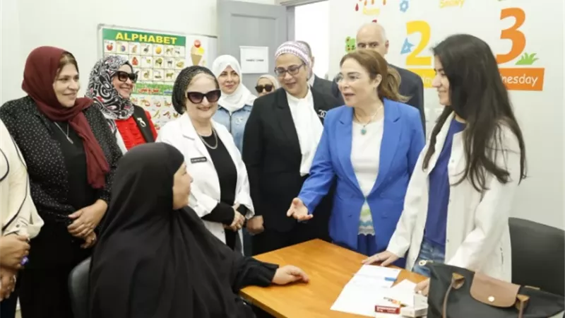 أمل عمار تشهد قافلة طبية مجانية بحي الأسمرات