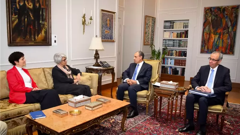 وزير الخارجية يلتقي مبعوثة الاتحاد الأوروبي للقرن الأفريقي