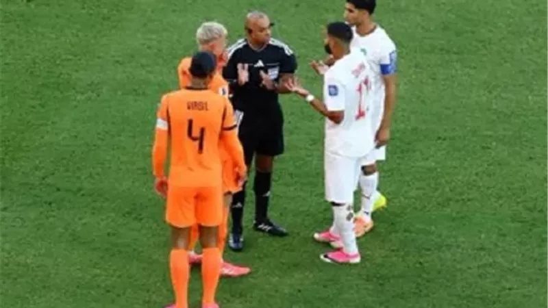 التعادل السلبي يحسم نتيجة الشوط الأول من مباراة المغرب وهولندا