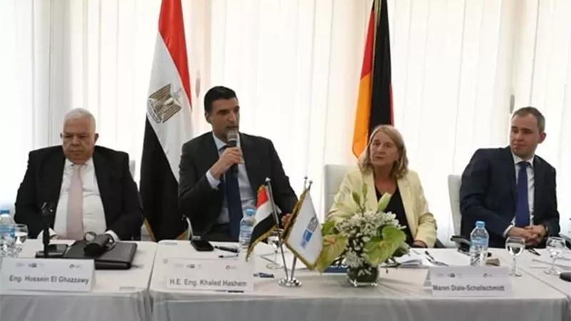 وزير الصناعة: نشجع دخول الشركات الألمانية على الاستثمار بمصر