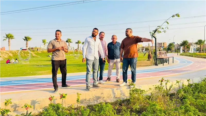 رئيس جهاز العبور الجديدة يتابع مشروعات الرصف والحدائق .. صور
