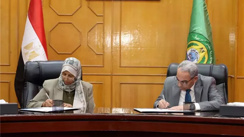 بروتوكول بين محافظة الإسماعيلية وهيئة المساحة لحصر أملاك الدولة