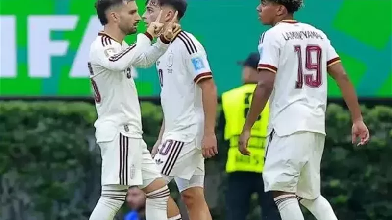 لامين يامال في الهجوم .. تشكيل إسبانيا المتوقع ضد النمسا