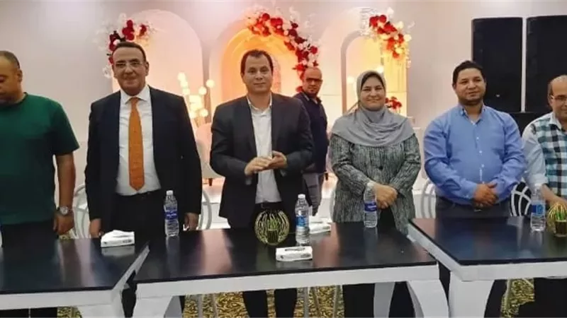 مركز التنمية الشبابية بالمنشية الجديدة يحتفل بذكرى 30 يونيو ويكرم