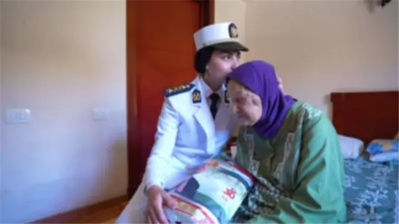 الداخلية توزع مساعدات عينية بالمحافظات ضمن مبادرة 