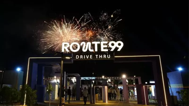 رئيس العلمين الجديدة يفتتح كرنفال 
