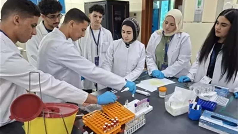 بدء تدريب طلاب 