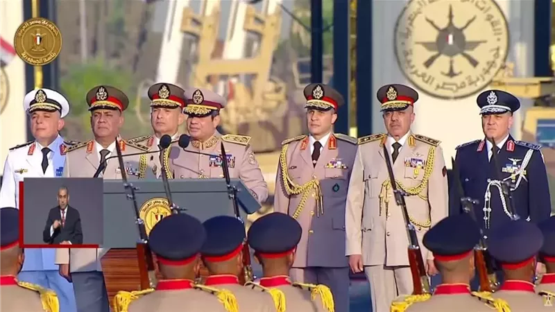 الرئيس السيسي يوقع وثيقة افتتاح مقر القيادة الاستراتيجية للدولة