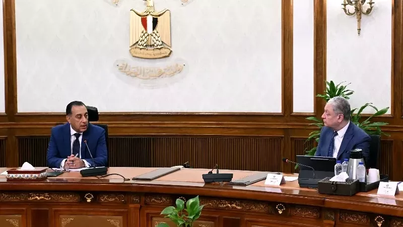رئيس الوزراء يتابع الاستعدادات الجارية لتنفيذ مشروعات المرحلة الثانية من 