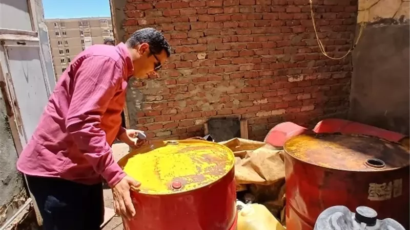 حملة رقابية موسعة بأسواق السويس وتحرير ٢١ محضرا