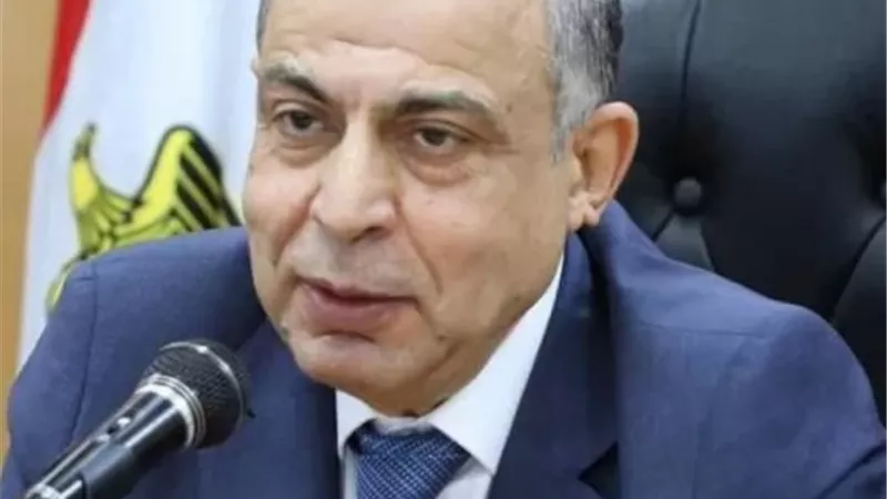 محافظ المنيا يعلن مواعيد امتحانات الدور الـ2 للمراحل التعليمية