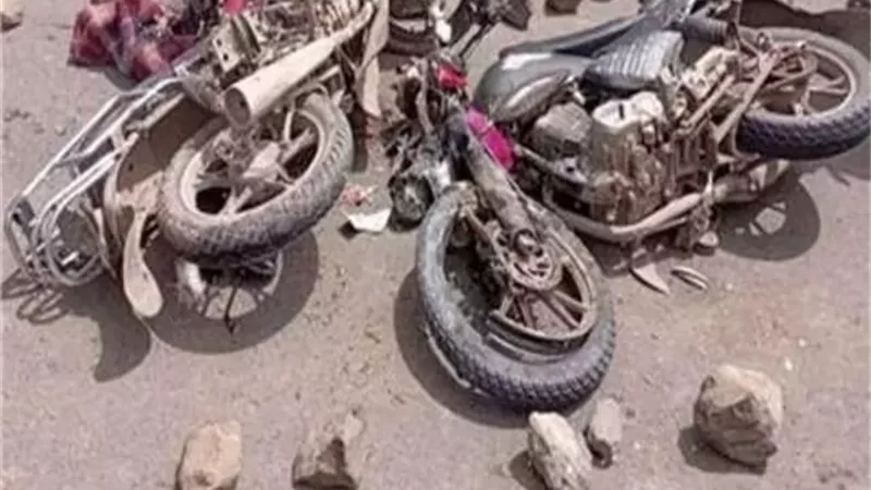 مصرع 2 وإصابة آخر أثر تصادم دراجتين بخاريتين بطوخ