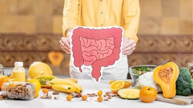لراحة معدتك .. تعرف على أفضل الأطعمة والمشروبات التي تدعم الهضم