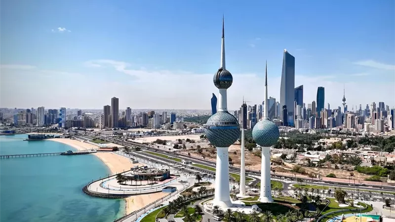 الكويت: أي تصعيد عسكري يمس حرية الملاحة في الممرات المائية الدولية سيفجر كارثة