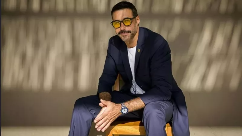 أحمد السعدنى يدعم المنتخب المصرى قبل مباراته مع الأرجنتين