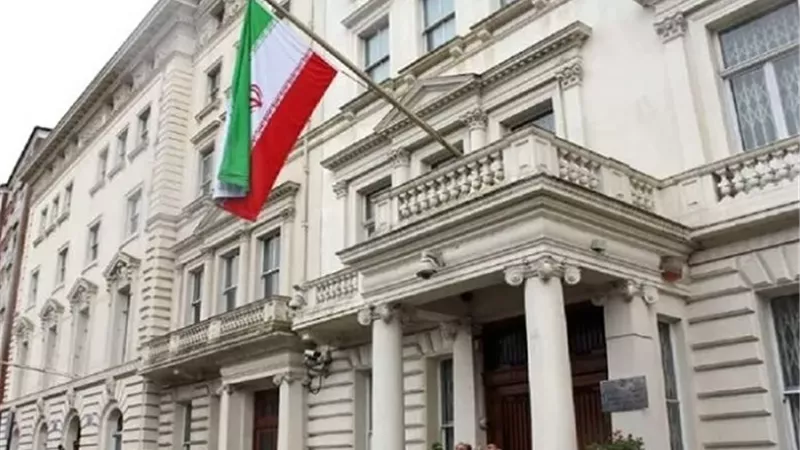 بريطانيا تستدعي القائم بالأعمال الإيراني بسبب الهجوم على صحفي