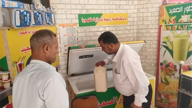 ضبط أسمدة ومواد غذائية ومشروبات طاقة مجهولة المصدر بالشرقية