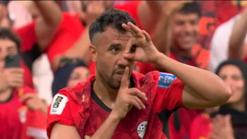 حقيقة رحيل تريزيجيه عن الأهلي.. تعرف على موقف حسين عموتة