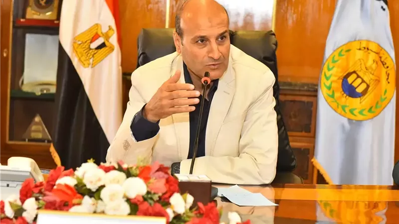 محافظ أسيوط يستعرض جهود مديرية العمل خلال يونيو 2026