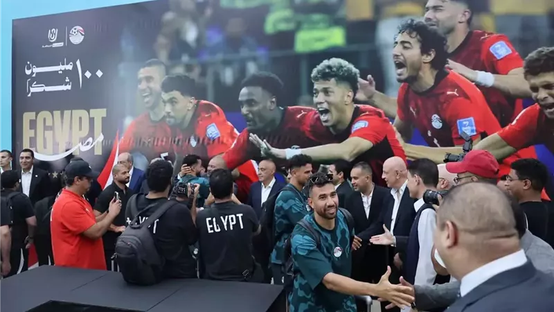 رئيس جهاز العلمين الجديدة يتابع ترتيبات استقبال أبطال الفراعنة