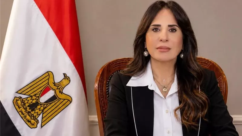 وزيرة الإسكان تسلم عقود توفيق الأوضاع بالعبور الجديدة اليوم