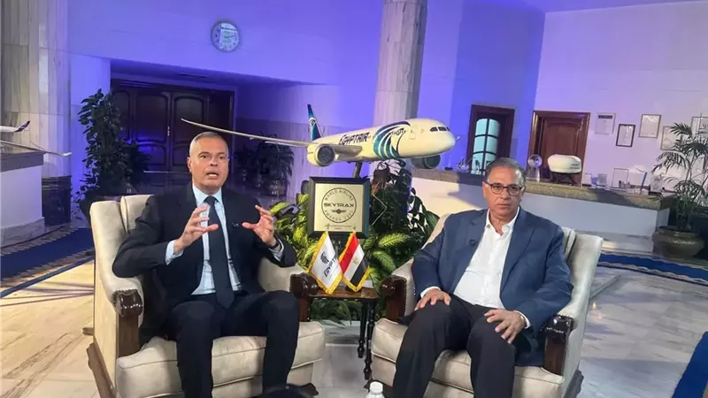 الطيار أحمد عادل : الشركة الوطنية تصل إلي 100 مدينة قريبا وزيادة النقاط الإفريقية