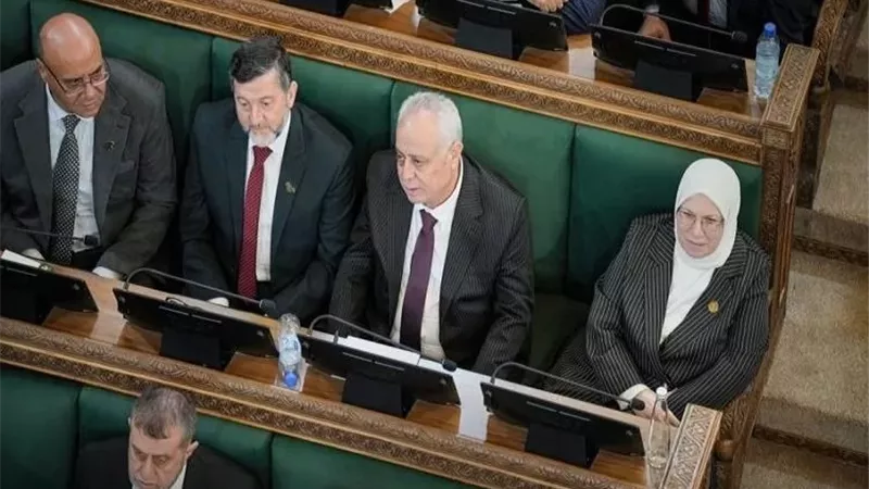 انتخاب عبدالحميد العواك رئيسًا لمجلس الشعب السوري