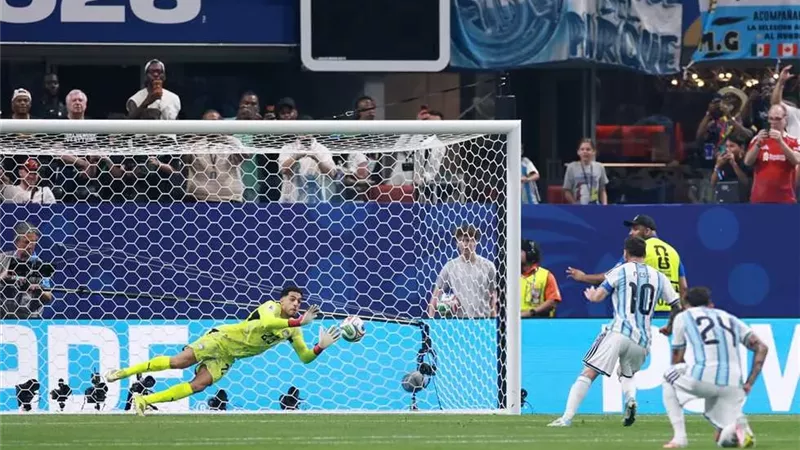مصطفى شوبير: أحمّل التحكيم مسؤولية الخروج من كأس العالم