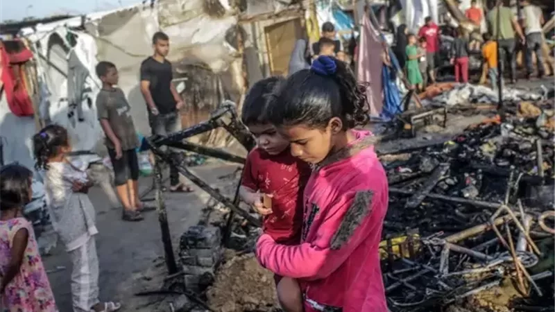 استشهاد 6 فلسطينيين بينهم سيدة جراء غارات الاحتلال على مخيم جباليا