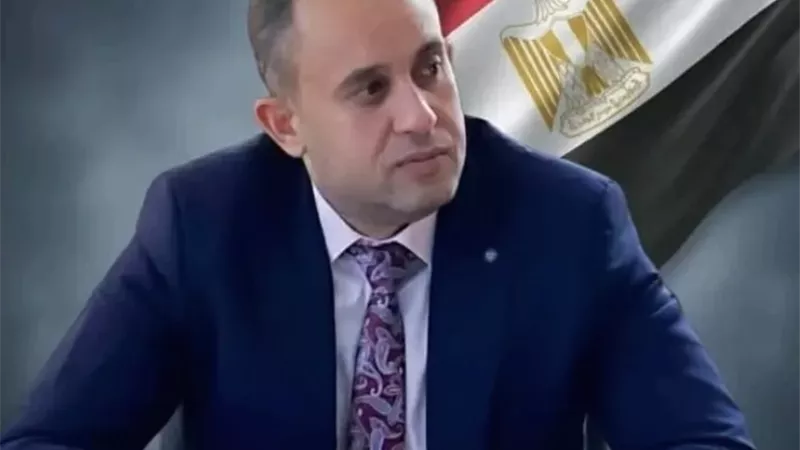 رئيس جهاز العلمين يكشف أسرار تحول المدينة لوجهة عالمية