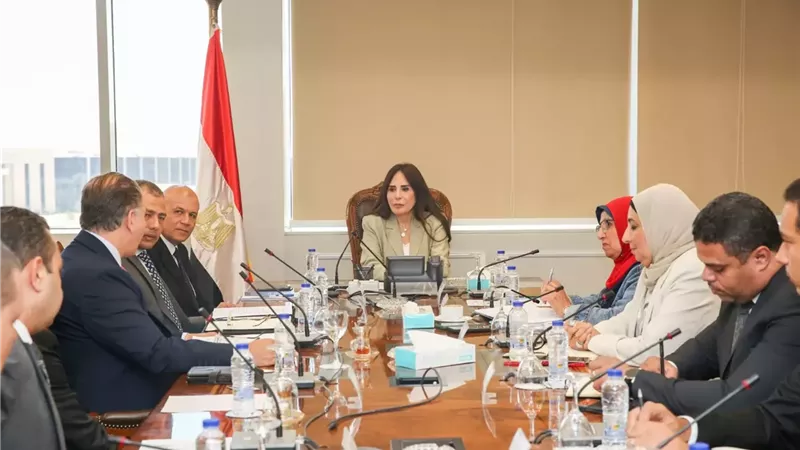 وزيرة الإسكان تبحث مع مسؤولي BAMAG تعزيز التعاون في مشروعات مياه الشرب