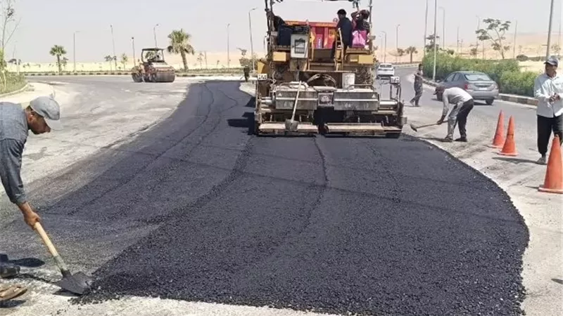 بيان هام من رئيس جهاز 15 مايو عن أحدث مشروعات الطرق فى المدينة.. صور