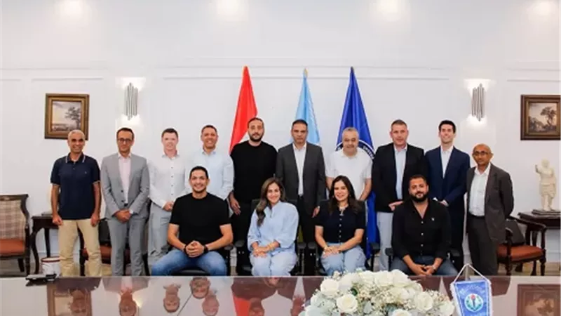 إدارة نادي سموحة تكرّم خبراء جامعة مانشستر متروبوليتان