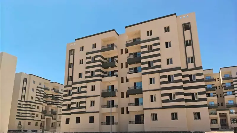 وزيرة الإسكان تتابع تنفيذ عدد من المشروعات بقنا الجديدة والمنيا الجديدة والعبور وسوهاج الجديدة