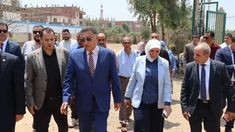 محافظ القليوبية يتفقد مشروعات 