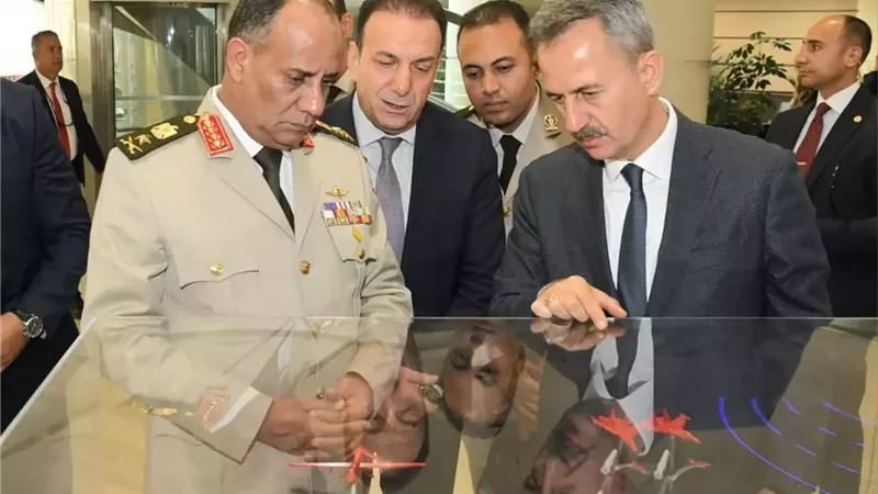 رئيس التحرير يكتب : زيارة مهمة .. طمأنتنا .. وأرعبتهم