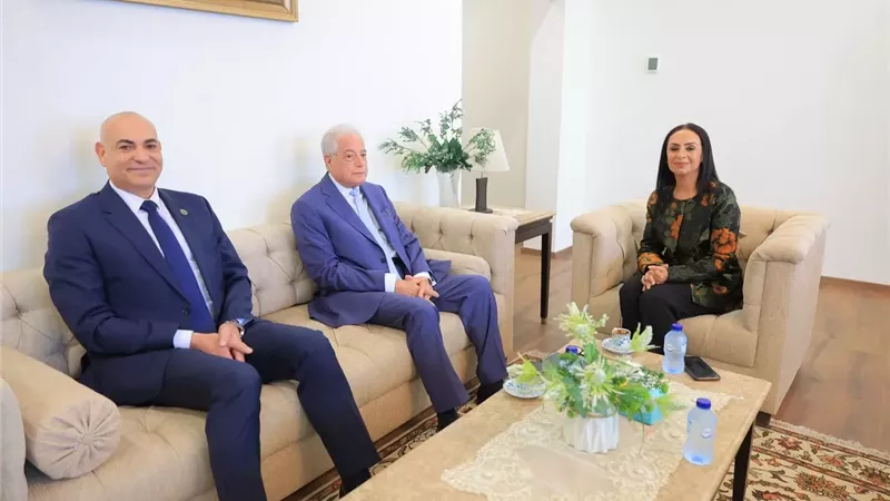 وزيرة التضامن الاجتماعي تلتقي مستشار رئيس الجمهورية للتنمية المحلية