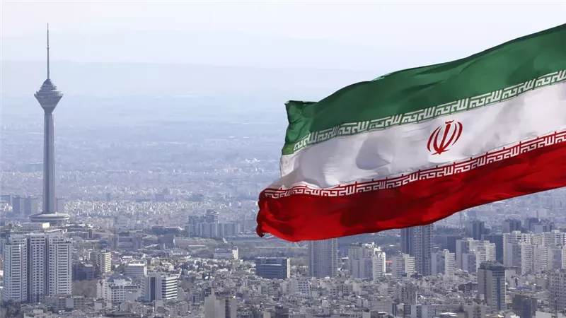 إيران تحذر من عواقب استهداف البنى التحتية على استقرار المنطقة
