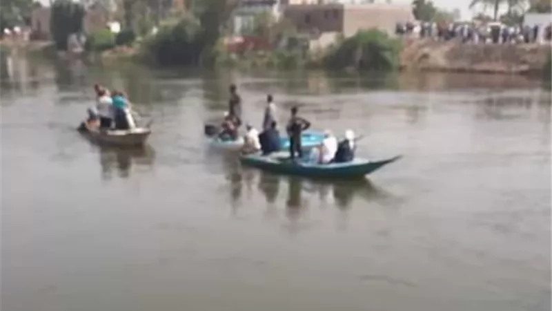 ضبط شاب خدع والدته وادعى الغرق للهروب من الديون فى أبو النمرس
