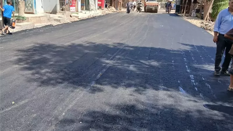 محافظ الجيزة: بدء أعمال تطوير وتوسعة ورصف طريق أبو صير