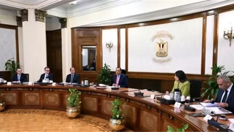 رئيس الوزراء يتابع موقف سداد مستحقات هيئة المجتمعات العمرانية الجديدة لدى الجهات الحكومية